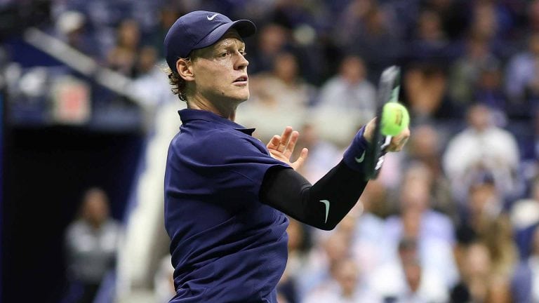 Sinner vola in semifinale allo US Open
