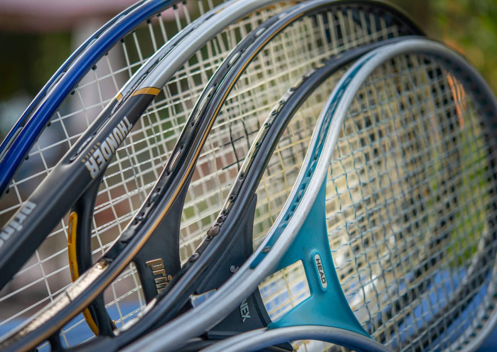 Migliori racchette da tennis per principianti 2025: guida completa + 10 modelli consigliati