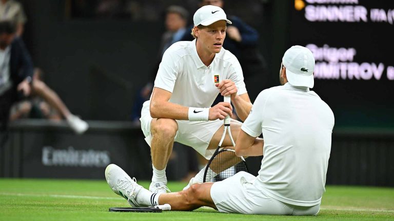 I più comuni infortuni su un campo da tennis