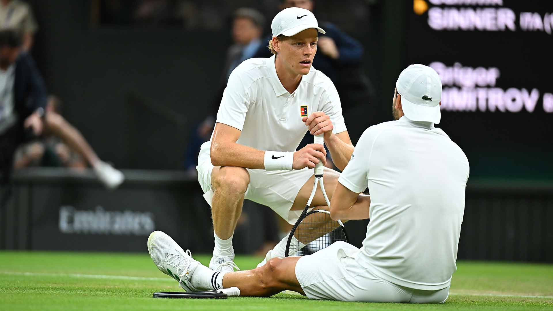 Quali sono i più comuni infortuni che possono avvenire su un campo da tennis?