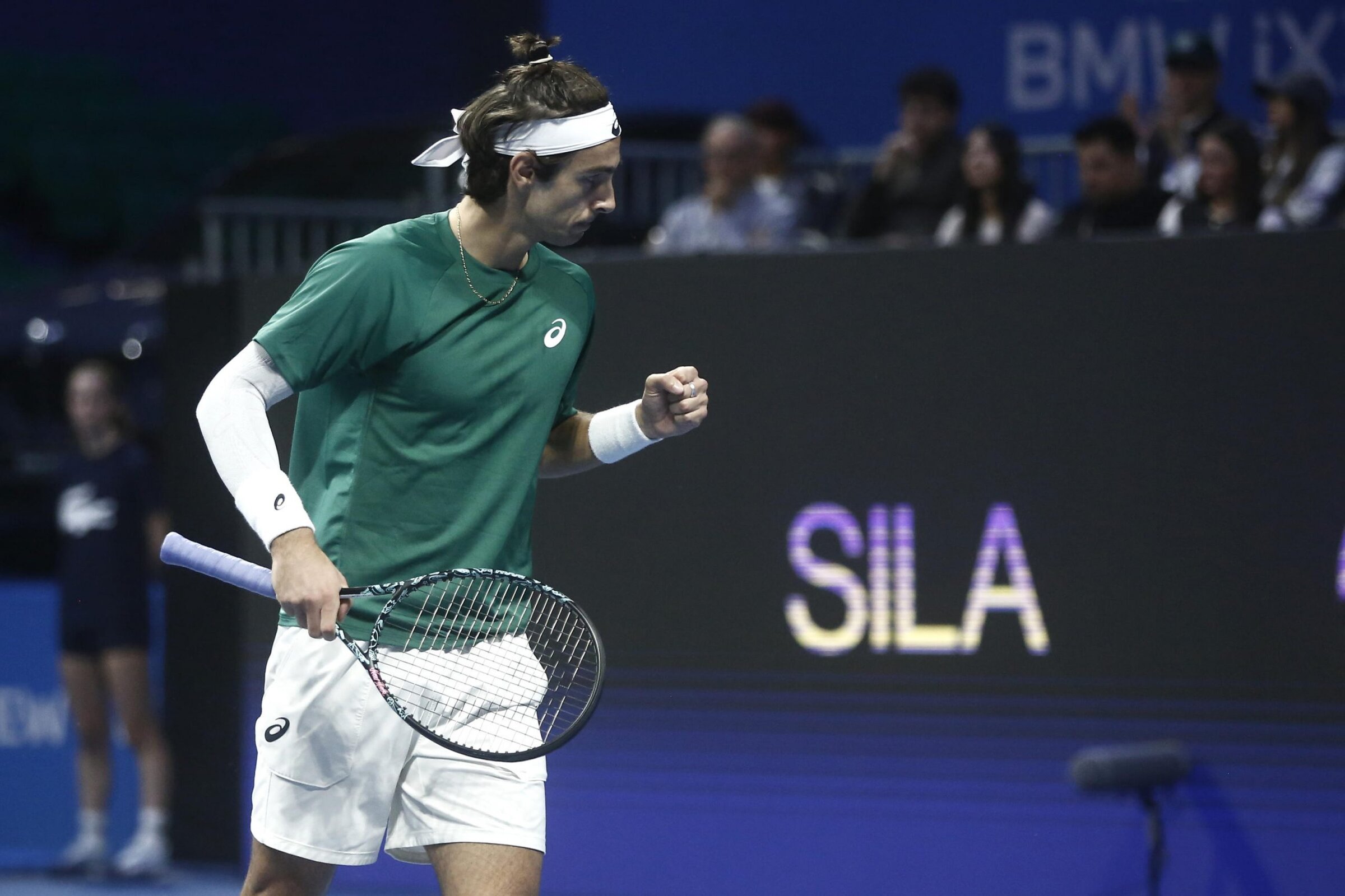 Atp Hong Kong, Musetti parte a scatti con Etcheverry. Poi cresce e vince al terzo set
