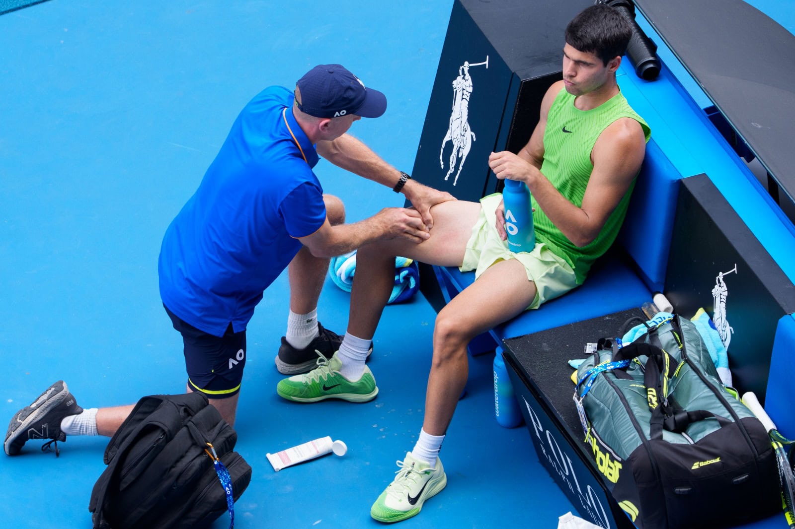 “Proteggete sempre quei due, è incredibile”: Lo sfogo di Zverev dopo il medical time-out concesso ad Alcaraz