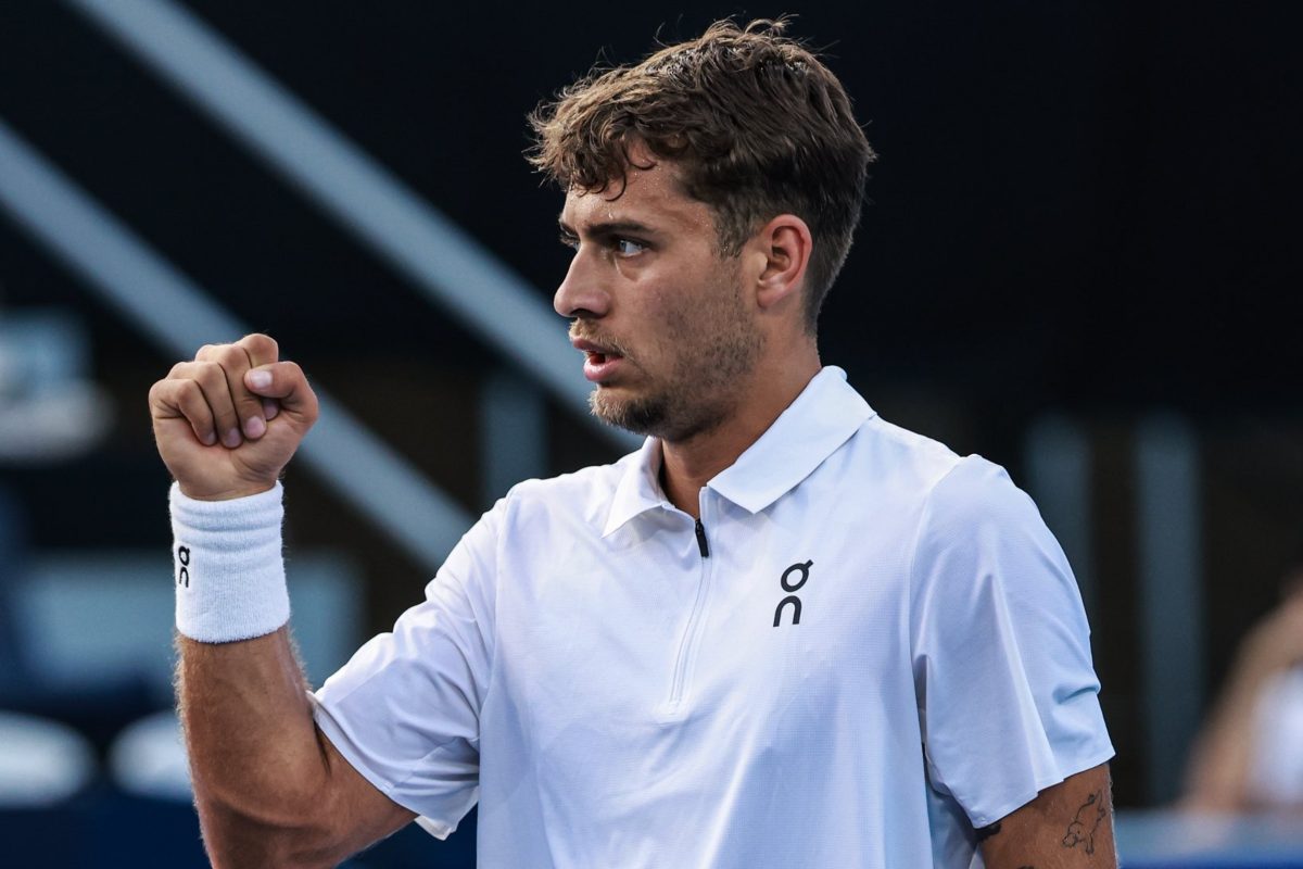 Cobolli avanza spedito, Darderi si fa rimontare: niente derby azzurro ai quarti dell’Atp 500 di Monaco