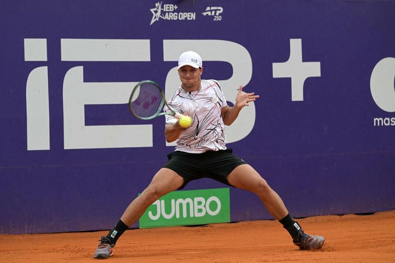Luciano Darderi