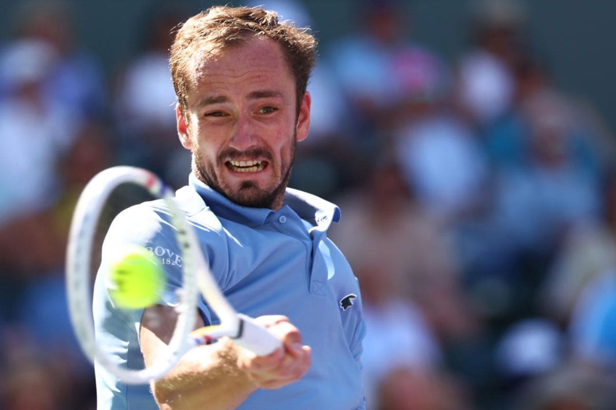 Indian Wells, Medvedev rinasce con il nuovo coach: la sfida a Sinner passa anche dalla rivoluzione tecnica