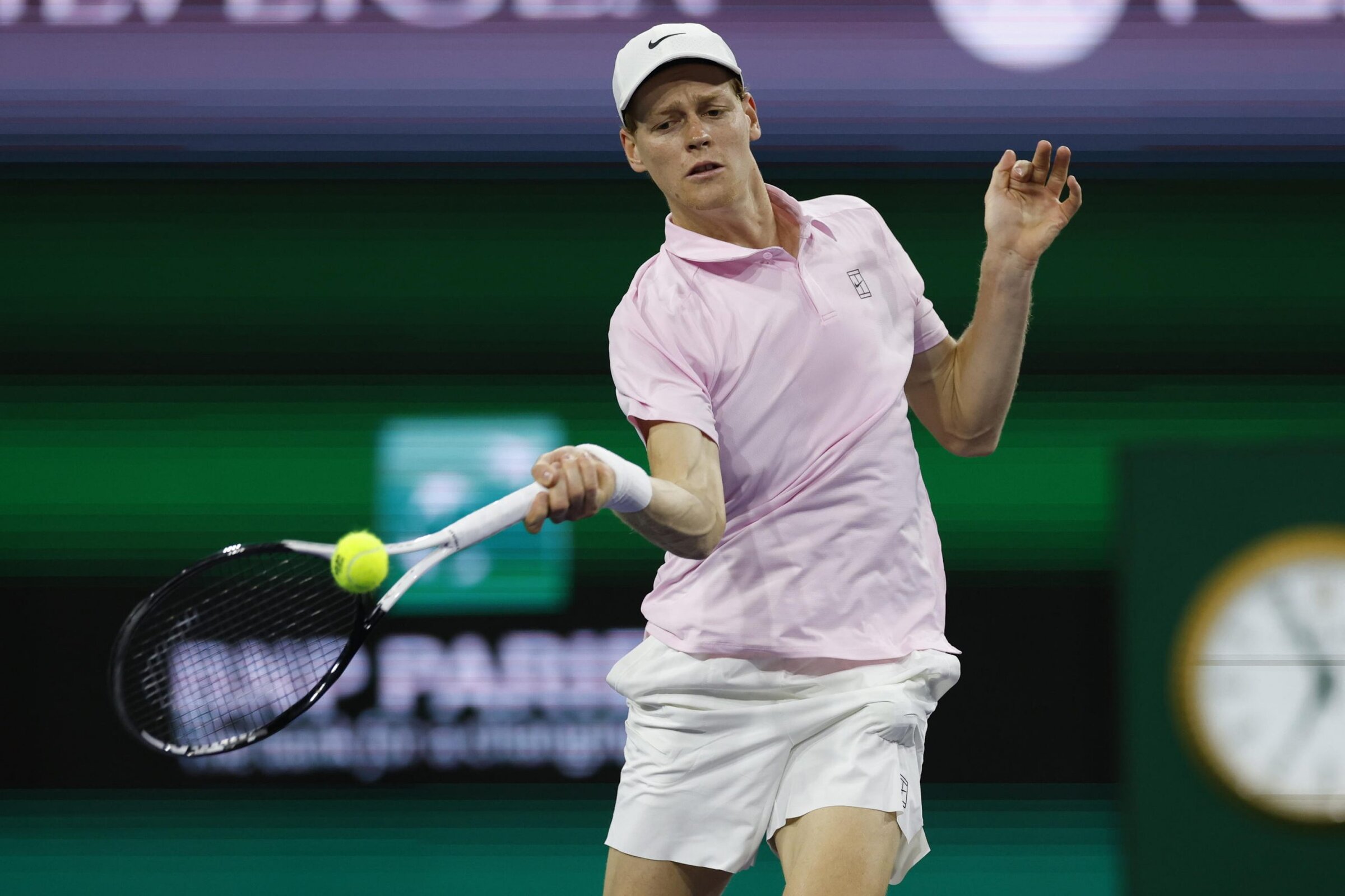 Sinner tra i giganti dei Masters 1000: numeri da leggenda, superato Federer