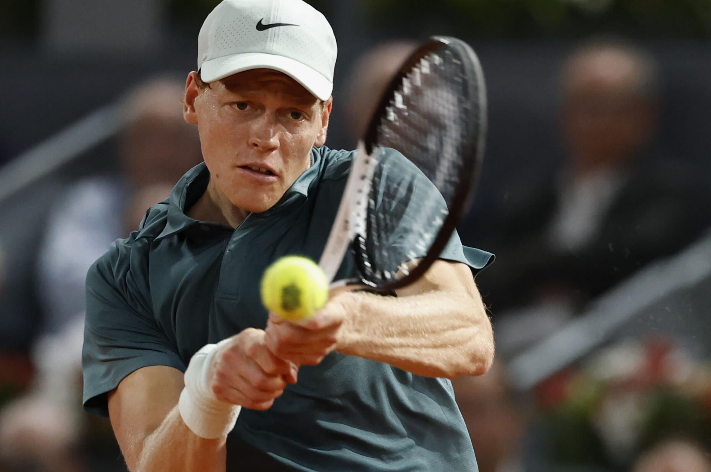 Masters 1000 Madrid, Sinner doma Jodar e vola per la prima volta in semifinale